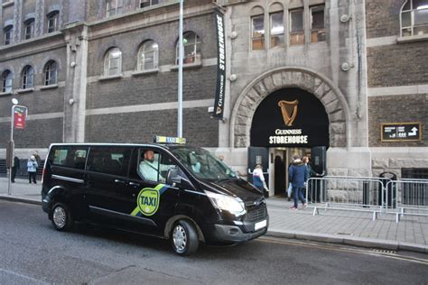 taxi dublin airport city centre
